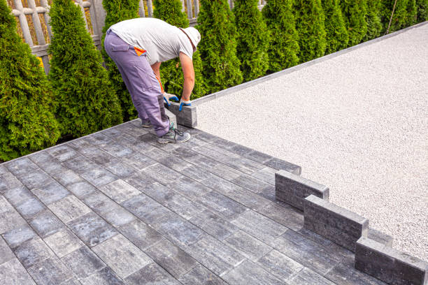 Best Driveway Paving Contractor  in Saratoga, WY
